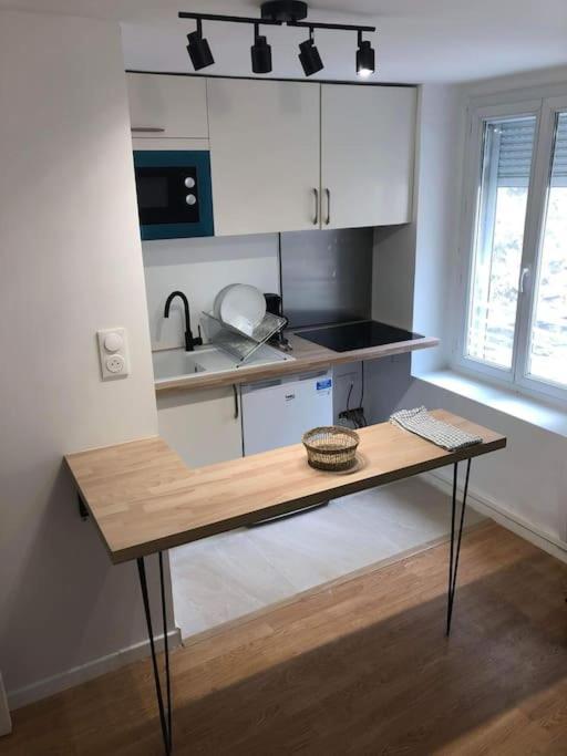 Studio Confortable Pres De Paris Apartment Вилжуиф Екстериор снимка