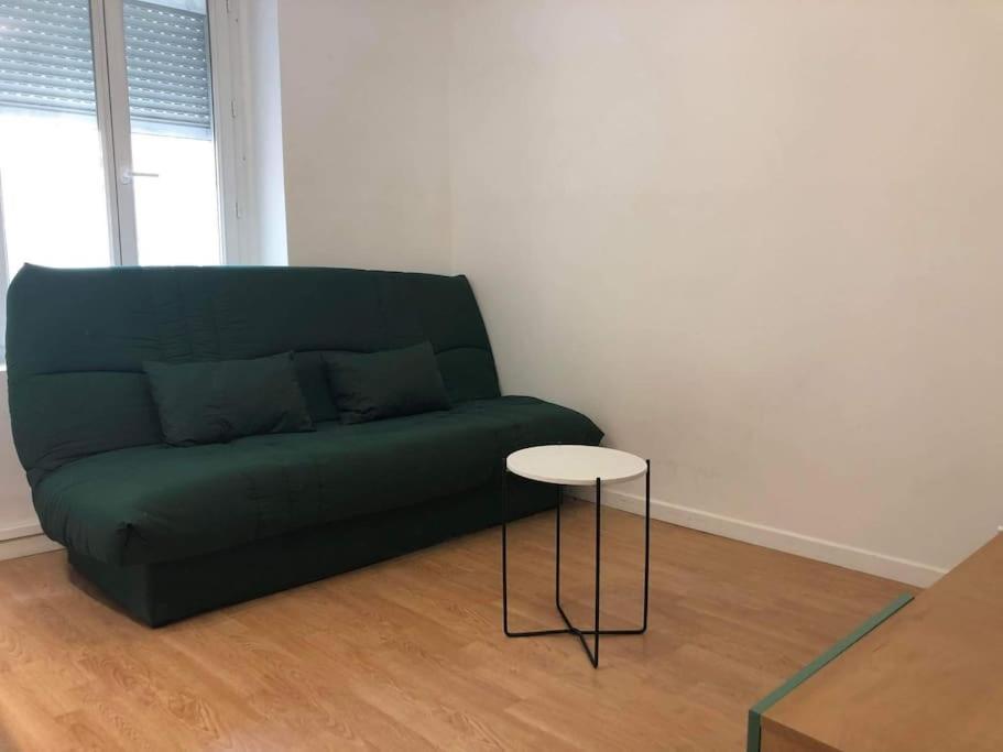 Studio Confortable Pres De Paris Apartment Вилжуиф Екстериор снимка